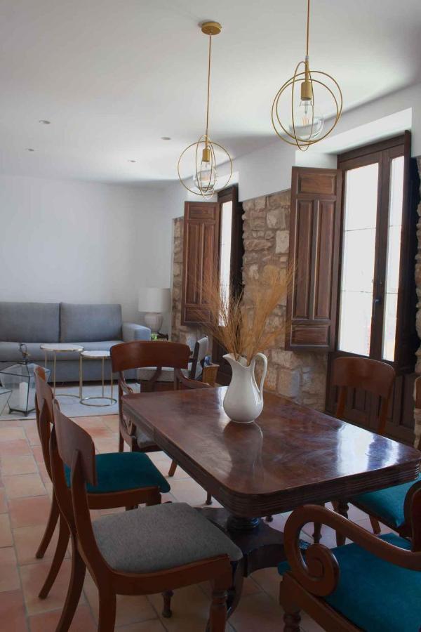 Apartamentos Tres Llaves Palacio De Vela De Los Cobos Úbeda Extérieur photo