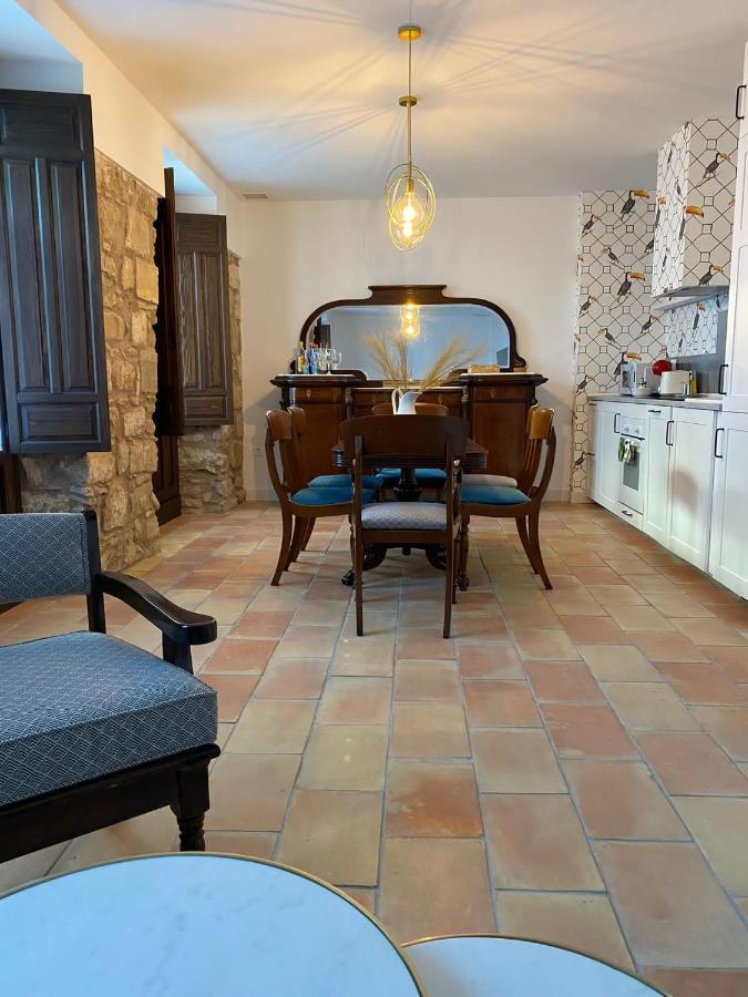 Apartamentos Tres Llaves Palacio De Vela De Los Cobos Úbeda Extérieur photo